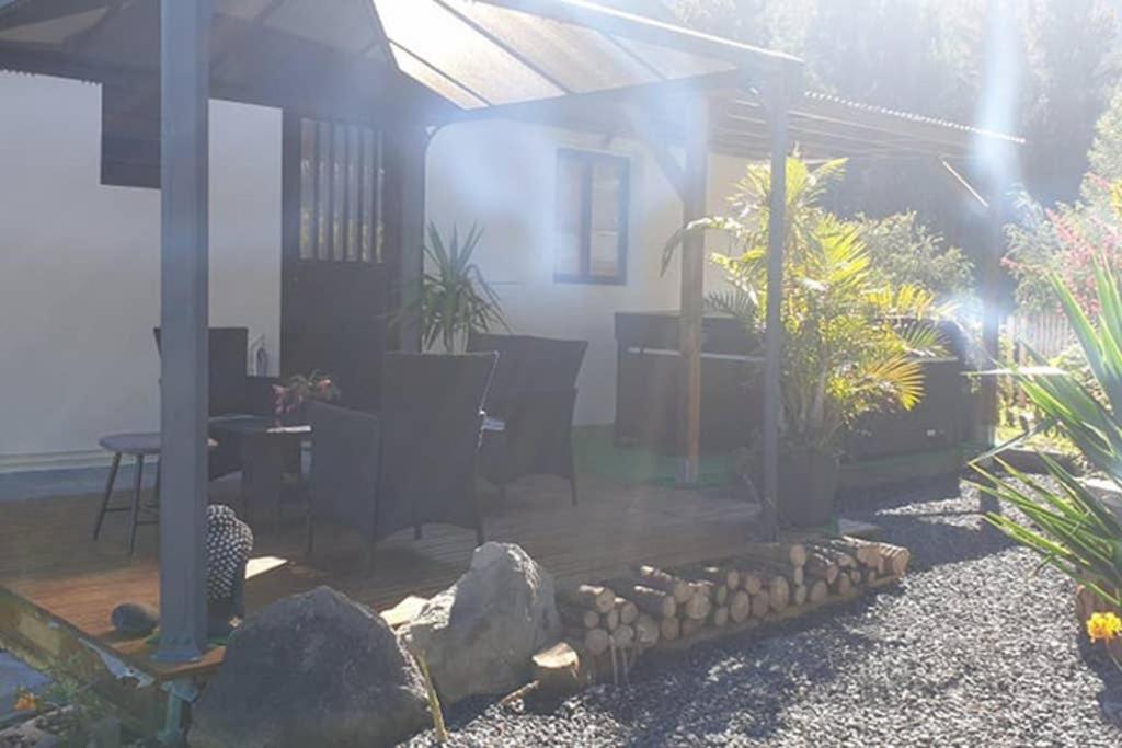 Villa La caz' à Chisy à Cilaos Extérieur photo